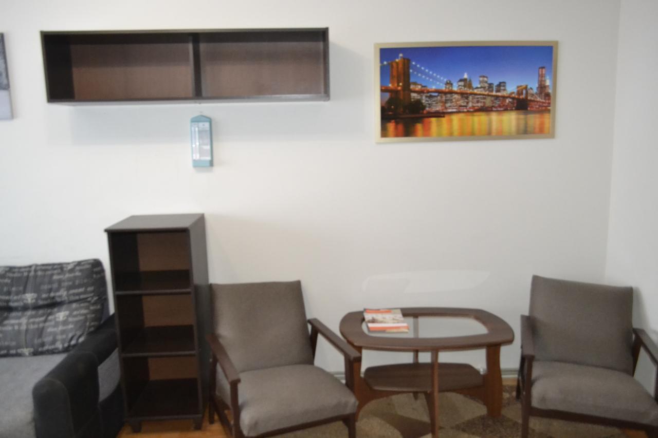 Apartment On Kniaziv Koriatovychiv 9 *